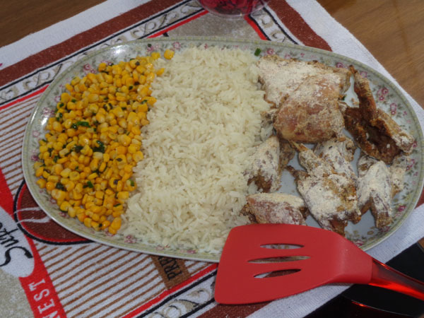 Codornas e Frango assado no creme de cebola
